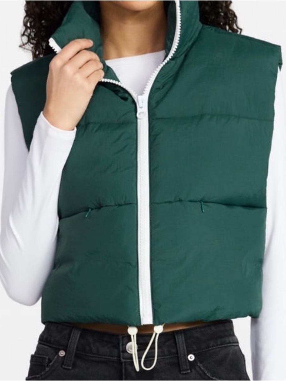 No Boundaries Cropped Puffer Vest, Size 2XL-3XL - Picture 3 of 6
